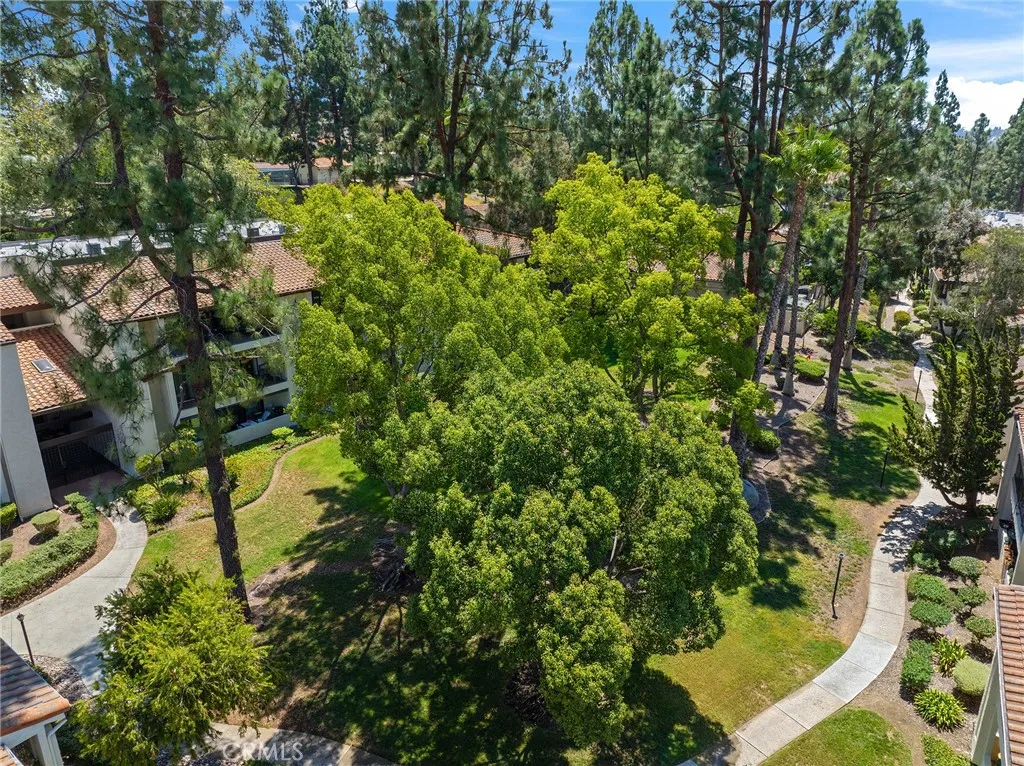 https://cdn.realtyfeed.com/cdn/127/306522717/d9b7ef5201fc17b0ffff996ae1e54d34.webp