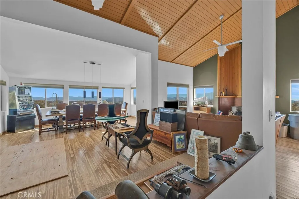 https://cdn.realtyfeed.com/cdn/127/306522728/a690a3214bc82b66608af1f1d10a3711.webp