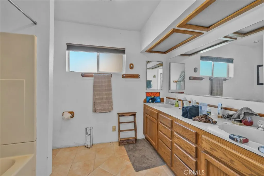 https://cdn.realtyfeed.com/cdn/127/306522728/ce355179da0092ecea12836c73520f9b.webp