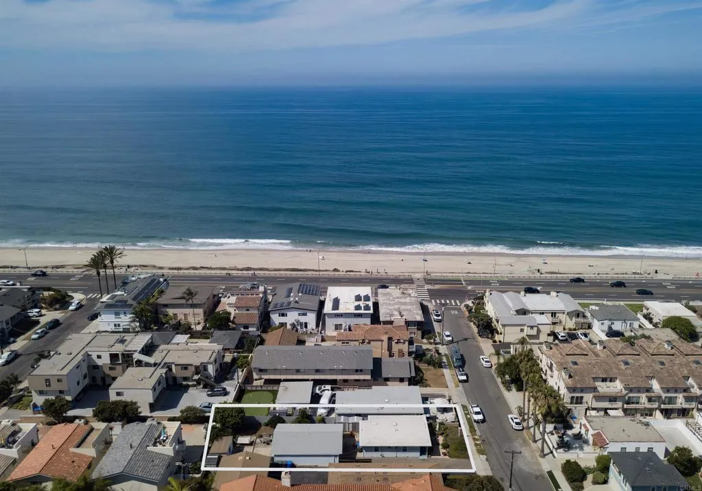 https://cdn.realtyfeed.com/cdn/127/306522742/edcc343c820951a913fcbf1290cb5922.webp