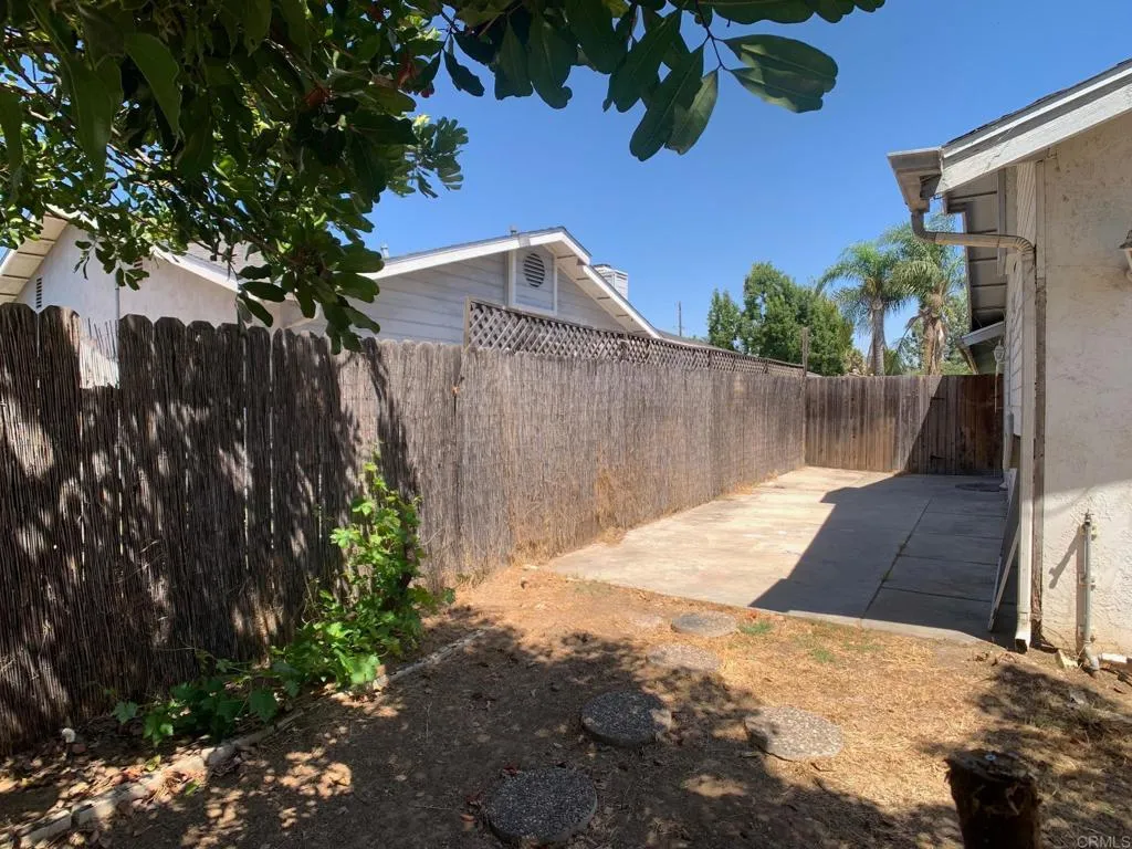 https://cdn.realtyfeed.com/cdn/127/306522759/e46ac518d1bc9ac2cab7ec15ba3660ac.webp