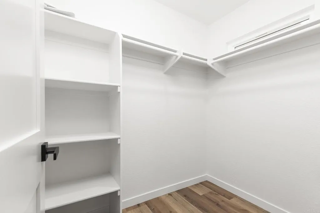 https://cdn.realtyfeed.com/cdn/127/306522766/384f5c49c33280979bd395880b1a0be6.webp