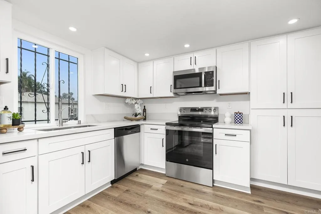 https://cdn.realtyfeed.com/cdn/127/306522766/9ea872054a8a30f395e3c27a31a3785b.webp