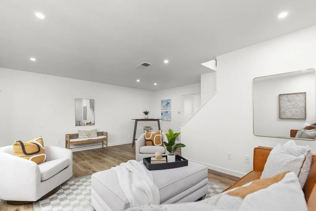 https://cdn.realtyfeed.com/cdn/127/306522766/a4af49b60cc87b664098b9cc9d7c8c04.webp