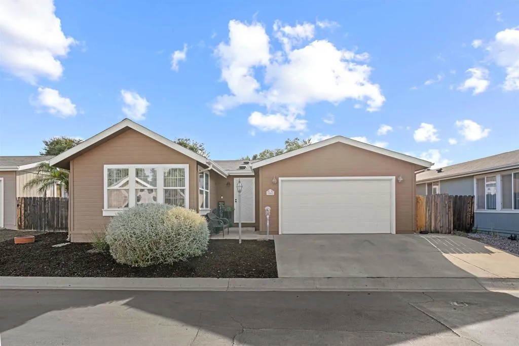 https://cdn.realtyfeed.com/cdn/127/306522773/0c6827a6ba466bff5fd57bce12b3f583.webp