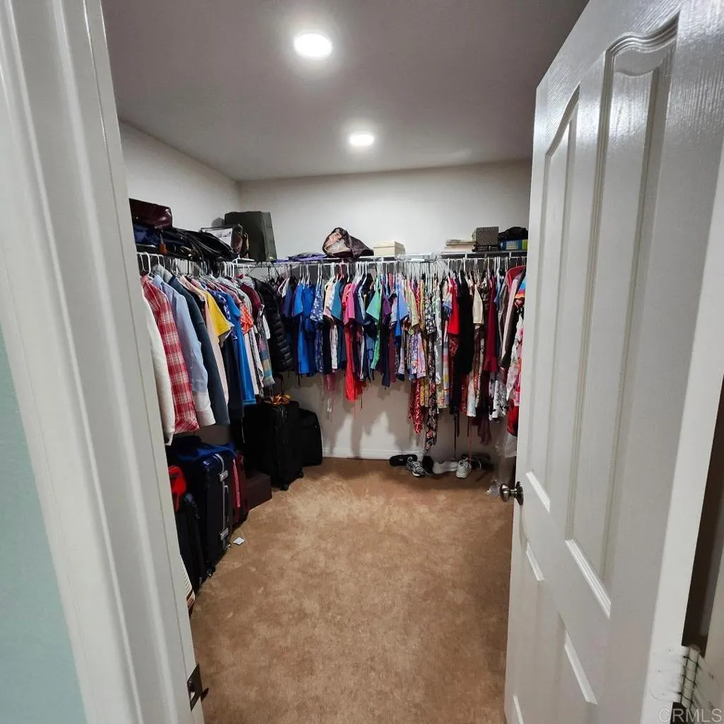 https://cdn.realtyfeed.com/cdn/127/306522775/7271d394ed474ad5f15f53bb797e9bcc.webp
