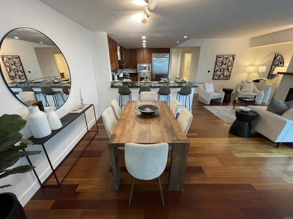 https://cdn.realtyfeed.com/cdn/127/306522785/6c0e53d3af53ddffc66ede9cb7596347.webp