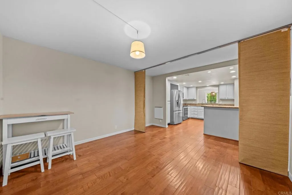 https://cdn.realtyfeed.com/cdn/127/306522856/3ce651f1adcd7cc9a5f62cdc27a9f395.webp