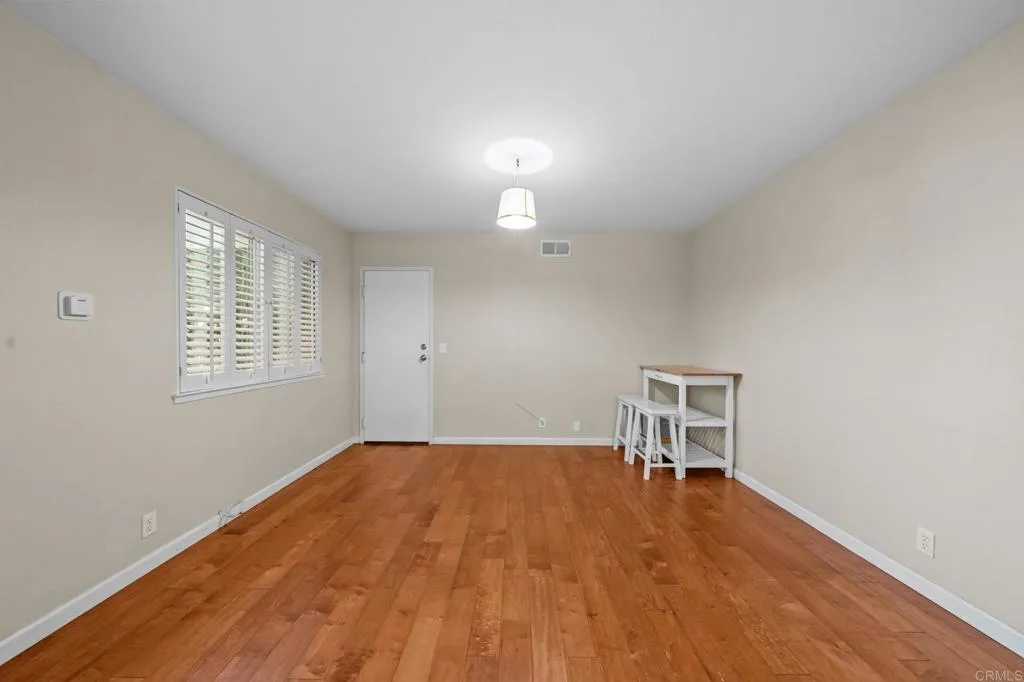https://cdn.realtyfeed.com/cdn/127/306522856/c06a21e823e9f8aa6e6acce023765b55.webp