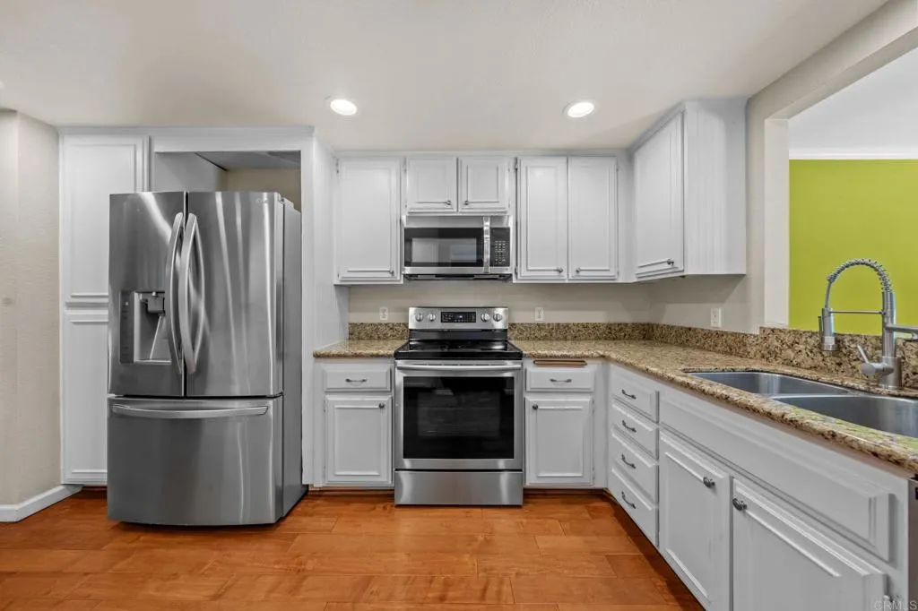 https://cdn.realtyfeed.com/cdn/127/306522856/d4aa45fce288740215afc2bb9b4b6ac1.webp