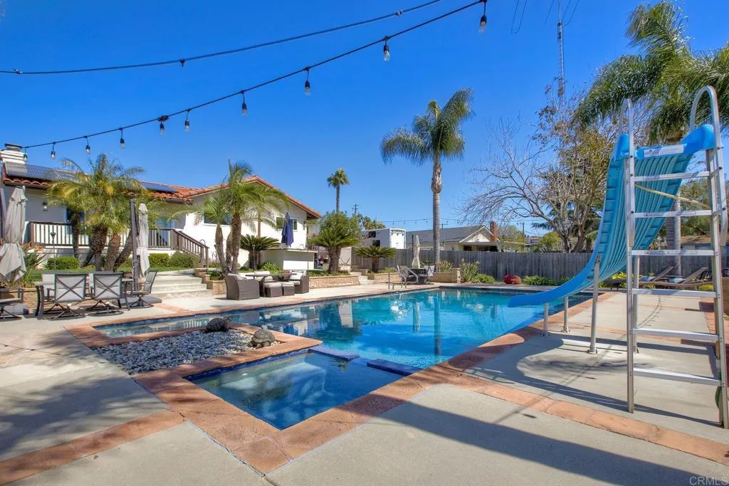 https://cdn.realtyfeed.com/cdn/127/306522857/567de89ef5013ea4d738a7e48b421361.webp