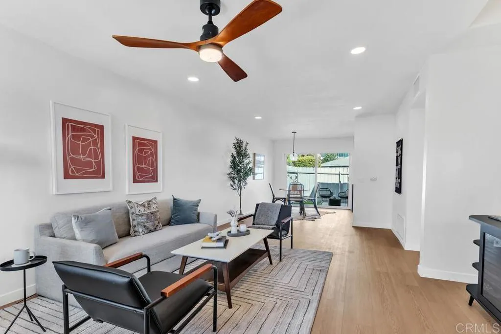 https://cdn.realtyfeed.com/cdn/127/306522888/8c8137d79baba6ad66dc0969a4eaff9f.webp