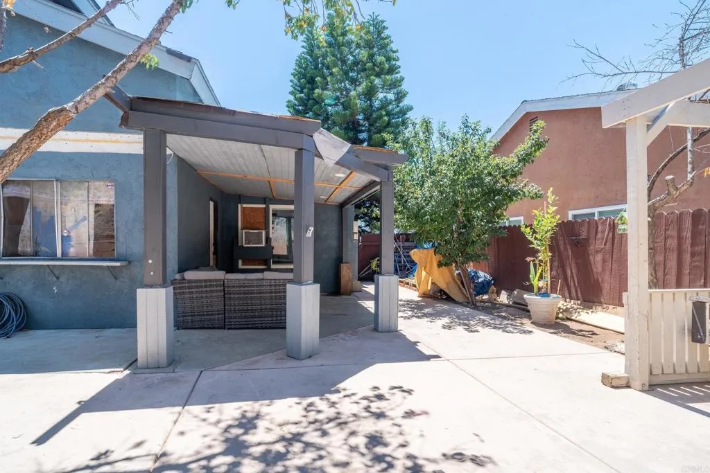 https://cdn.realtyfeed.com/cdn/127/306522898/ce90b6ff89550e14a0cce00928b6b0ed.webp