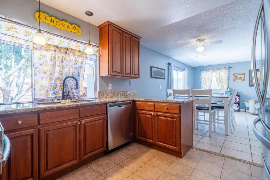 https://cdn.realtyfeed.com/cdn/127/306522898/edcb72d4f97070a3fc8c6e201f2563c0.webp