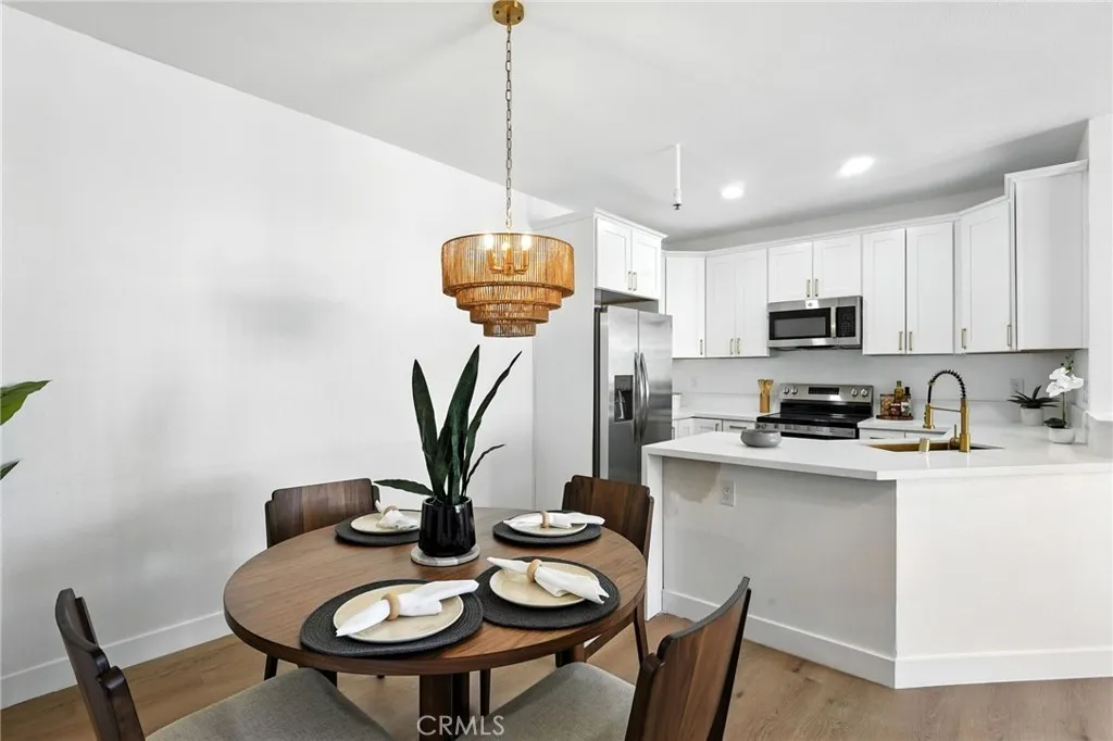 https://cdn.realtyfeed.com/cdn/127/306522937/3f8902b13cde38246a5b903d0b4cdcd5.webp