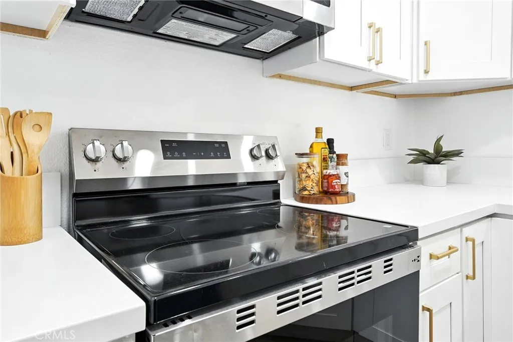 https://cdn.realtyfeed.com/cdn/127/306522937/6a5b32b6bdb4ba98e5ae538088fc6af6.webp