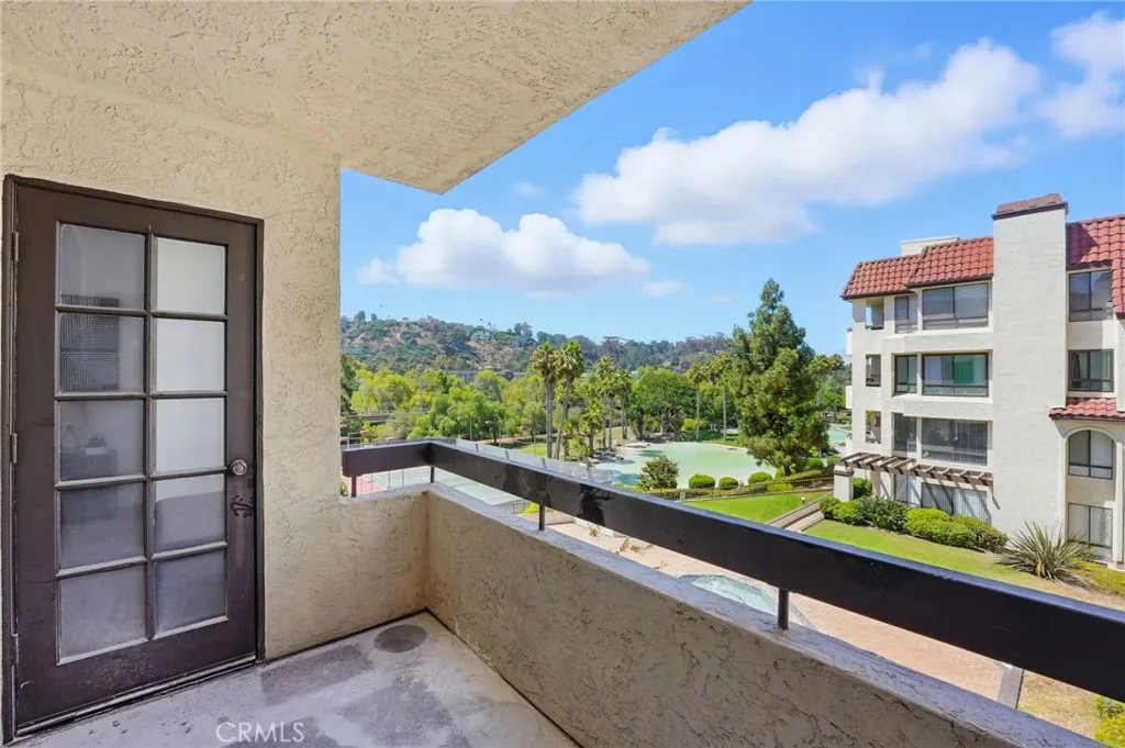https://cdn.realtyfeed.com/cdn/127/306522937/6b8cadc26e80821c67f71b0e9bfea1f8.webp