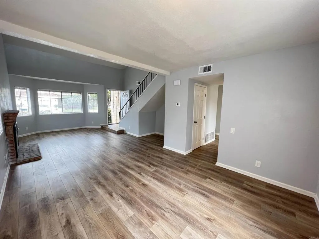 https://cdn.realtyfeed.com/cdn/127/306522940/9c26e8cde15b097c4a01b8a36bb35c7d.webp