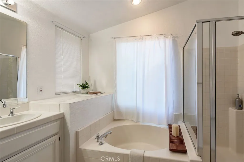 https://cdn.realtyfeed.com/cdn/127/306522949/5df95f439d9201c41292a9f8ce60a733.webp