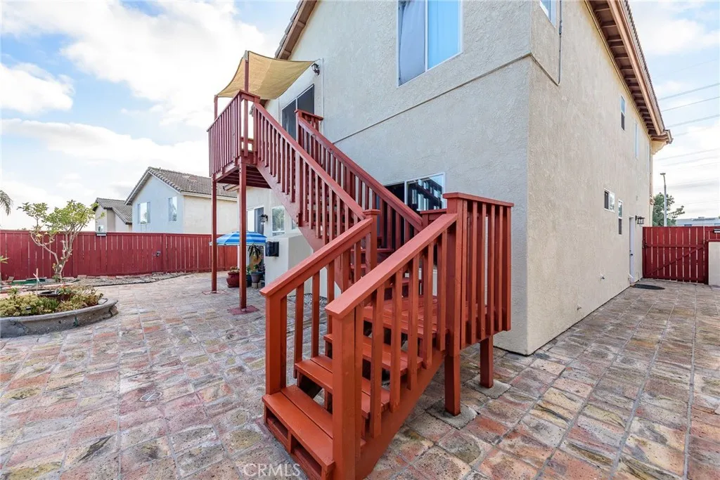https://cdn.realtyfeed.com/cdn/127/306522949/72fa0a15b34e0c0a1842bda999c8a8b7.webp