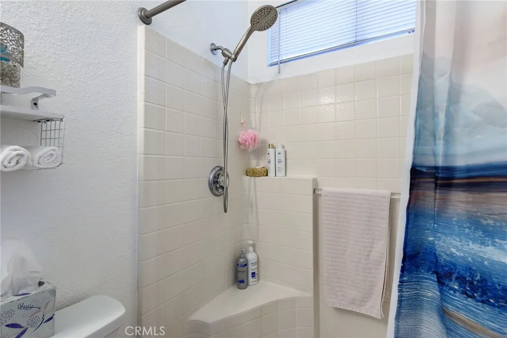 https://cdn.realtyfeed.com/cdn/127/306522949/c526c21677afb0c20529c00389c76a1a.webp
