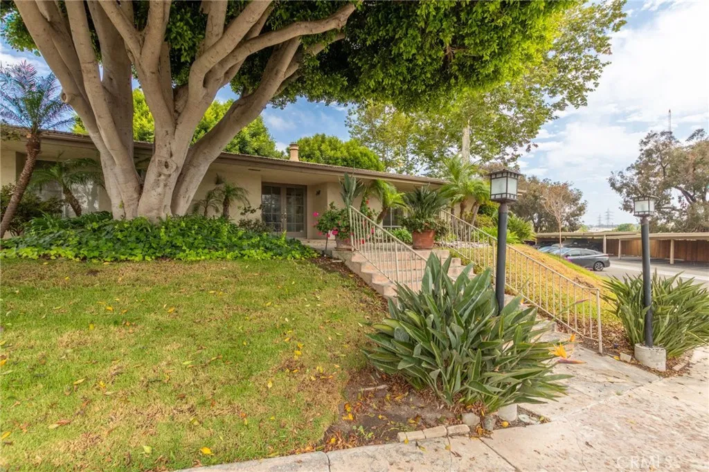 https://cdn.realtyfeed.com/cdn/127/306522954/29f2bf913a99cc8a42d8f61af5594f17.webp