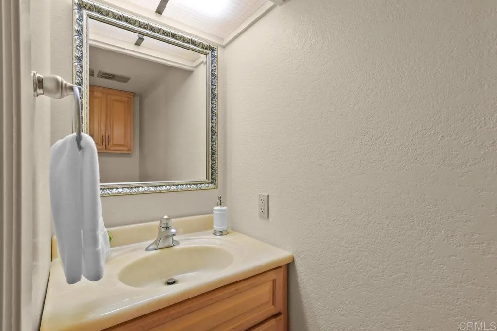 https://cdn.realtyfeed.com/cdn/127/306522958/55aeb2b643273ca37414d50b84467ad9.webp