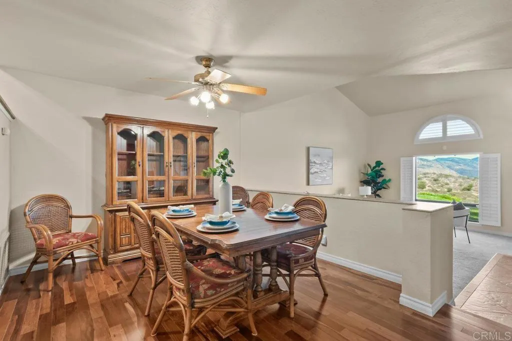 https://cdn.realtyfeed.com/cdn/127/306522958/89c8f9bb271cd1df17b6045471e06a3f.webp