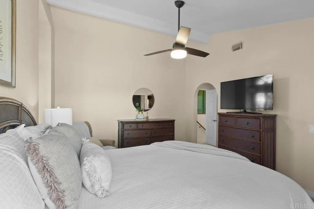 https://cdn.realtyfeed.com/cdn/127/306522958/e9b60bccef7bab72212f2dfa6ebeba43.webp