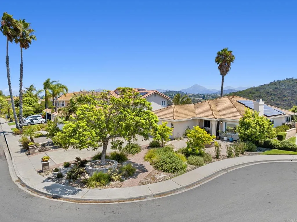 https://cdn.realtyfeed.com/cdn/127/306522963/a94a0bb24220772502640f0a0047468e.webp