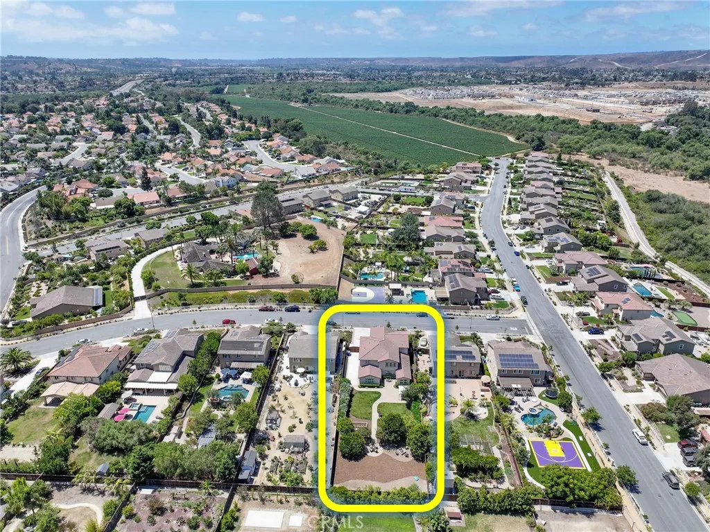 https://cdn.realtyfeed.com/cdn/127/306523012/0461614bd14c4319293b3028411c9f9b.webp