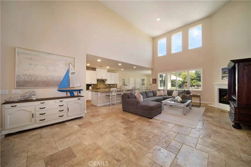 https://cdn.realtyfeed.com/cdn/127/306523012/0e8b9d9f023a08c4a9ba2779f1d43c45.webp