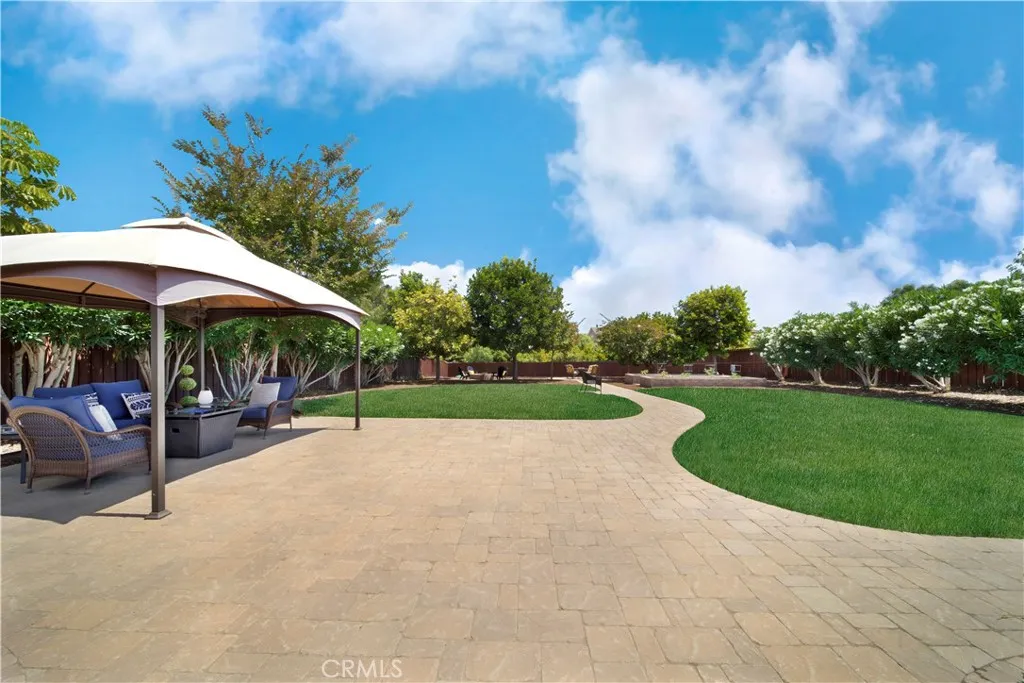 https://cdn.realtyfeed.com/cdn/127/306523012/d63e850be3c6cc6e1b329c6e463b5cd5.webp