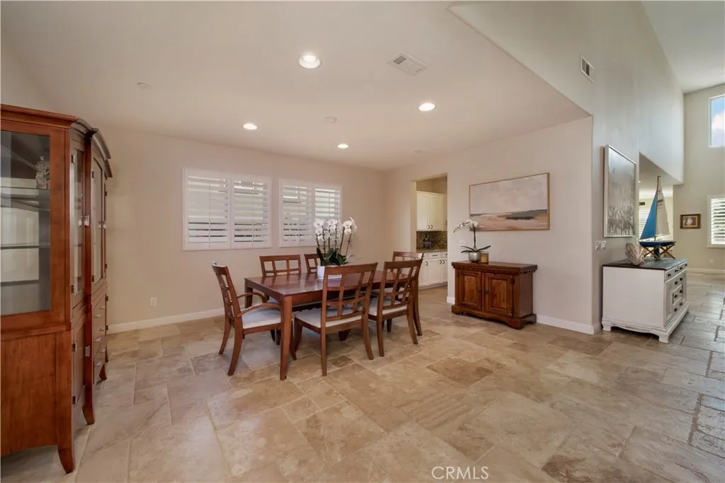 https://cdn.realtyfeed.com/cdn/127/306523012/eb8963b7f88ec484cc99a75ff35f5cd9.webp