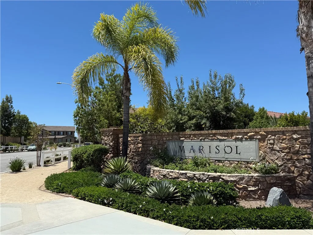 https://cdn.realtyfeed.com/cdn/127/306523012/f06b95508912cd2207142037f5ddccd6.webp
