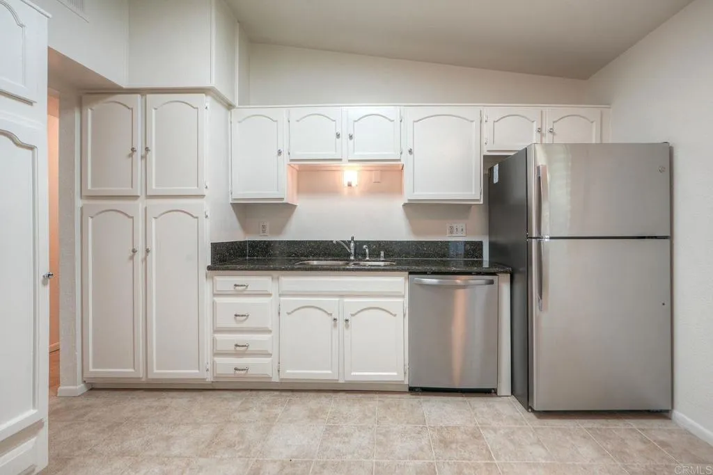 https://cdn.realtyfeed.com/cdn/127/306523040/4f600eff8bb9eec5f0d967b4cc67ddd3.webp