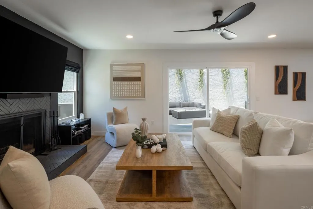 https://cdn.realtyfeed.com/cdn/127/306523045/4787672a3778c2a4e1b5c69d5dbe6c38.webp