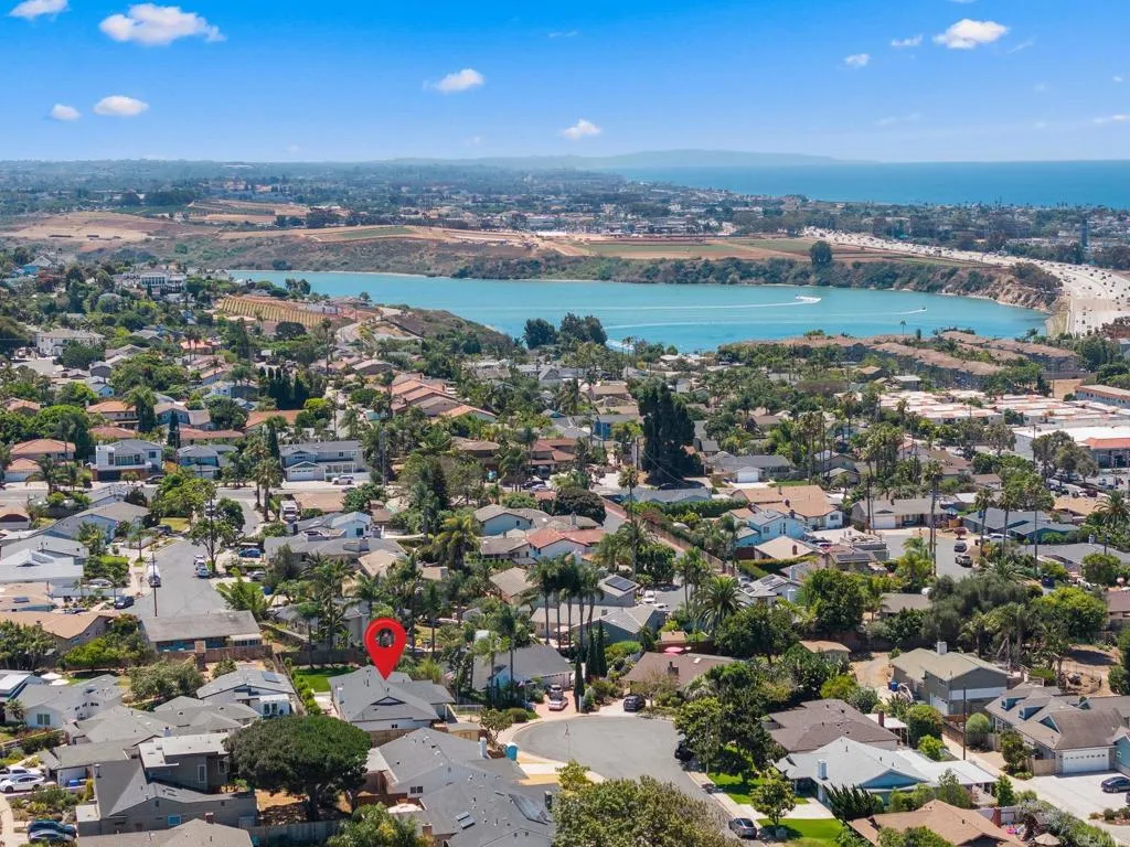 https://cdn.realtyfeed.com/cdn/127/306523046/24922ae56ca1c9e7daa43a352eedb8de.webp