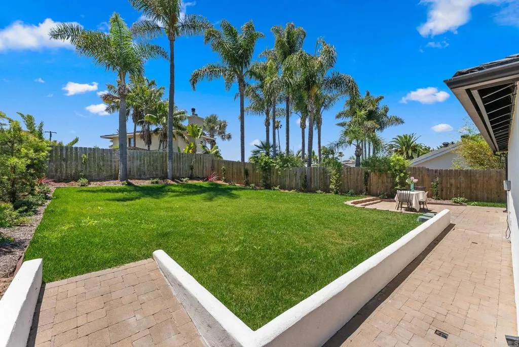 https://cdn.realtyfeed.com/cdn/127/306523046/48f5e29a34fa131a493d45c6bc5dbb82.webp