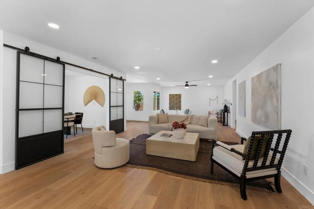 https://cdn.realtyfeed.com/cdn/127/306523046/89ffc218cb665db8680736d350a6b2b4.webp