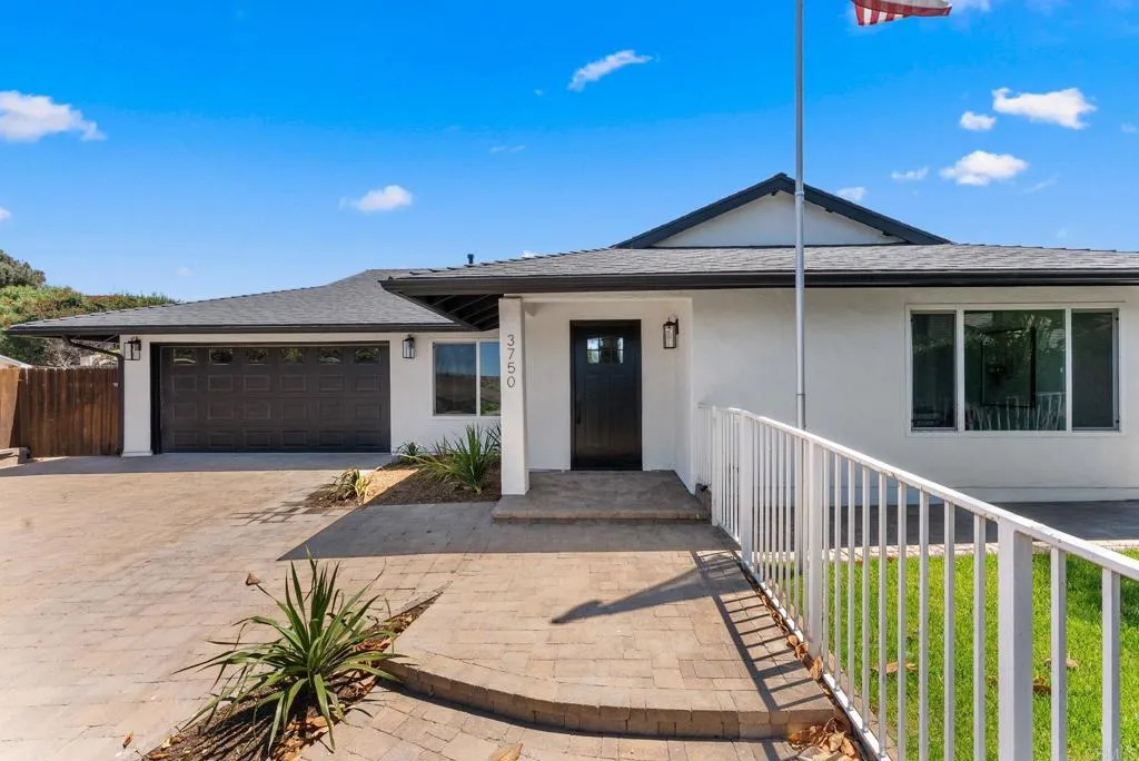 https://cdn.realtyfeed.com/cdn/127/306523046/d585470bcb52ab72e9b54032efb86f70.webp