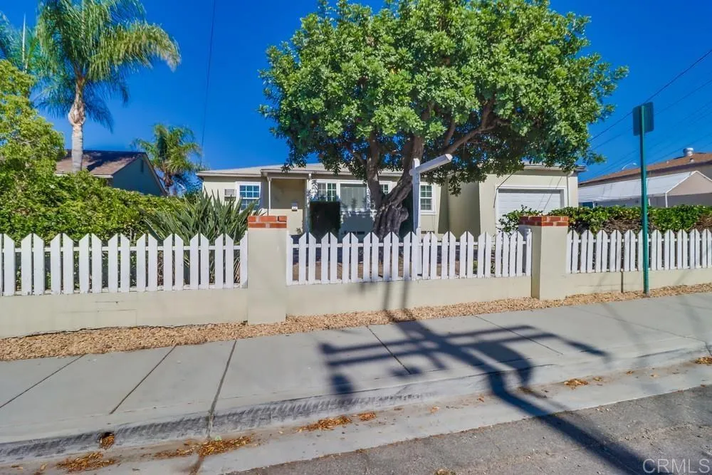 https://cdn.realtyfeed.com/cdn/127/306523056/dc925bc5f1e0bf0f4c2d6d782d37300d.webp