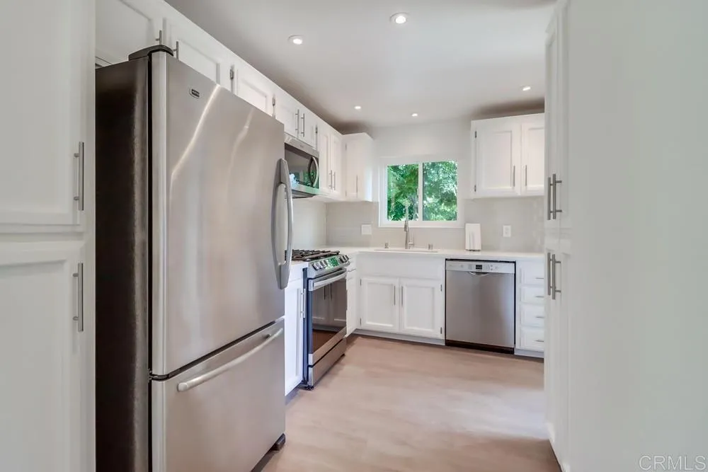 https://cdn.realtyfeed.com/cdn/127/306523066/d33c0a043ab408c0f56f91cb50579056.webp