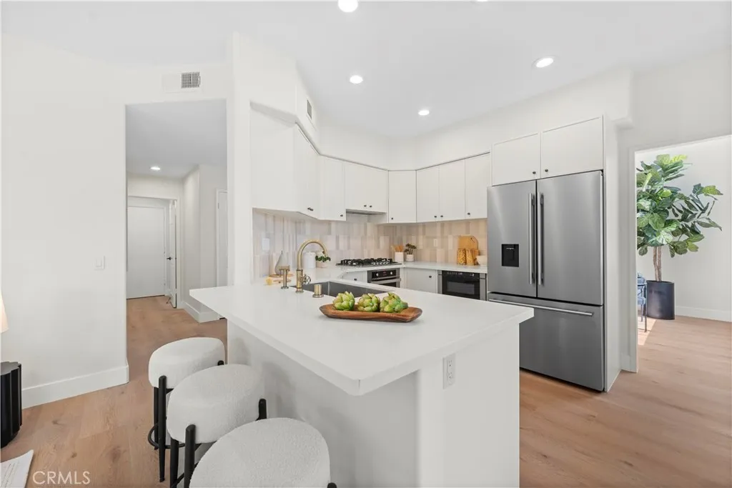 https://cdn.realtyfeed.com/cdn/127/306523067/653594ec728370b6e287f787f48a569b.webp