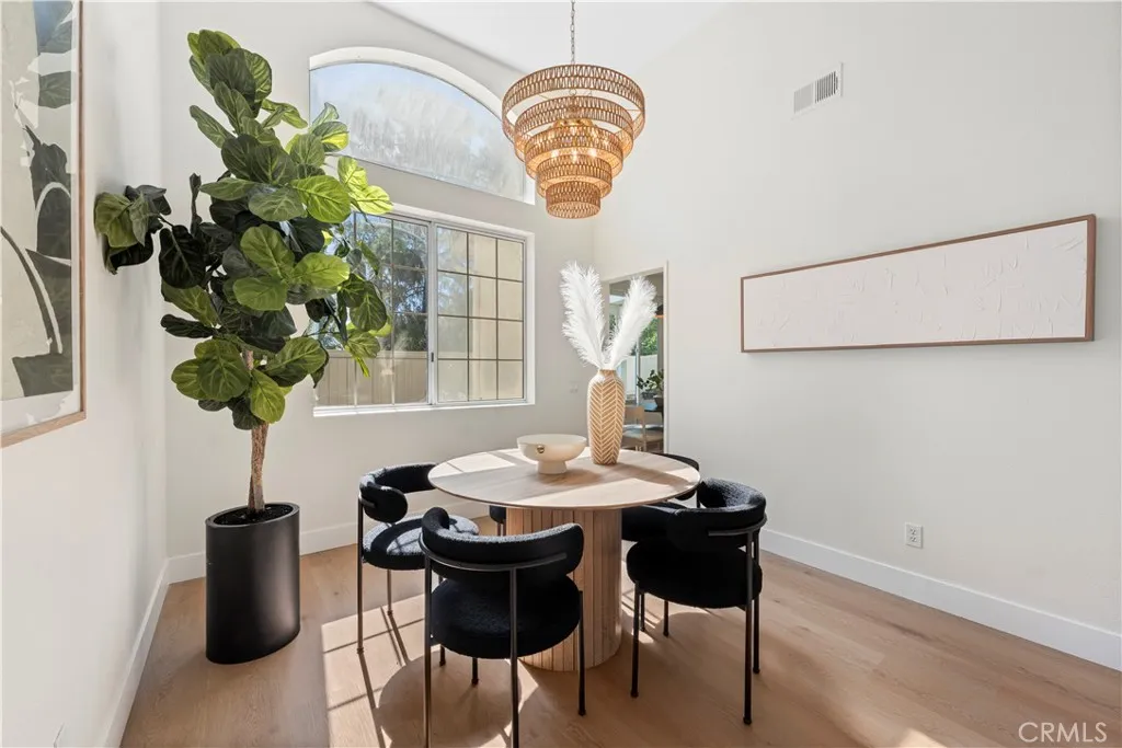 https://cdn.realtyfeed.com/cdn/127/306523067/ccd32decf238ee4d2b67a2ff4d2d89af.webp