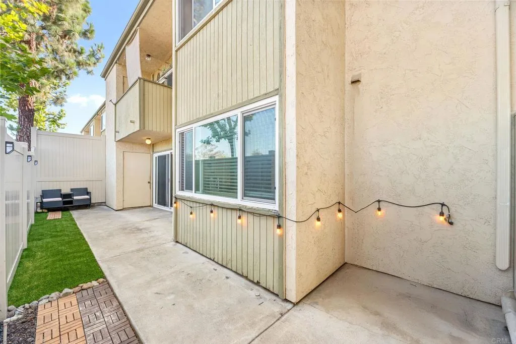 https://cdn.realtyfeed.com/cdn/127/306523117/497667bc8a22af77972ddb4eb11f2ea2.webp