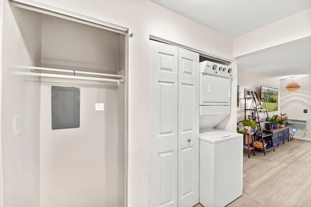 https://cdn.realtyfeed.com/cdn/127/306523117/558bd8a548a75718642b159bb5236c7d.webp