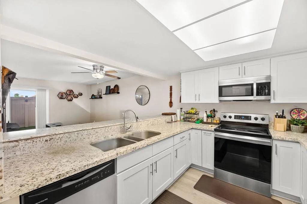 https://cdn.realtyfeed.com/cdn/127/306523117/a3bd3f5688d8593b4cb3c0b30c2a6295.webp