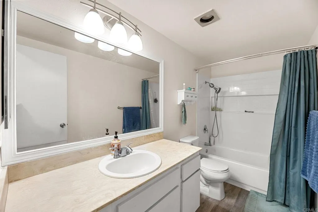 https://cdn.realtyfeed.com/cdn/127/306523117/b0e1872835523dc5a45ec3cb4d9c45c6.webp