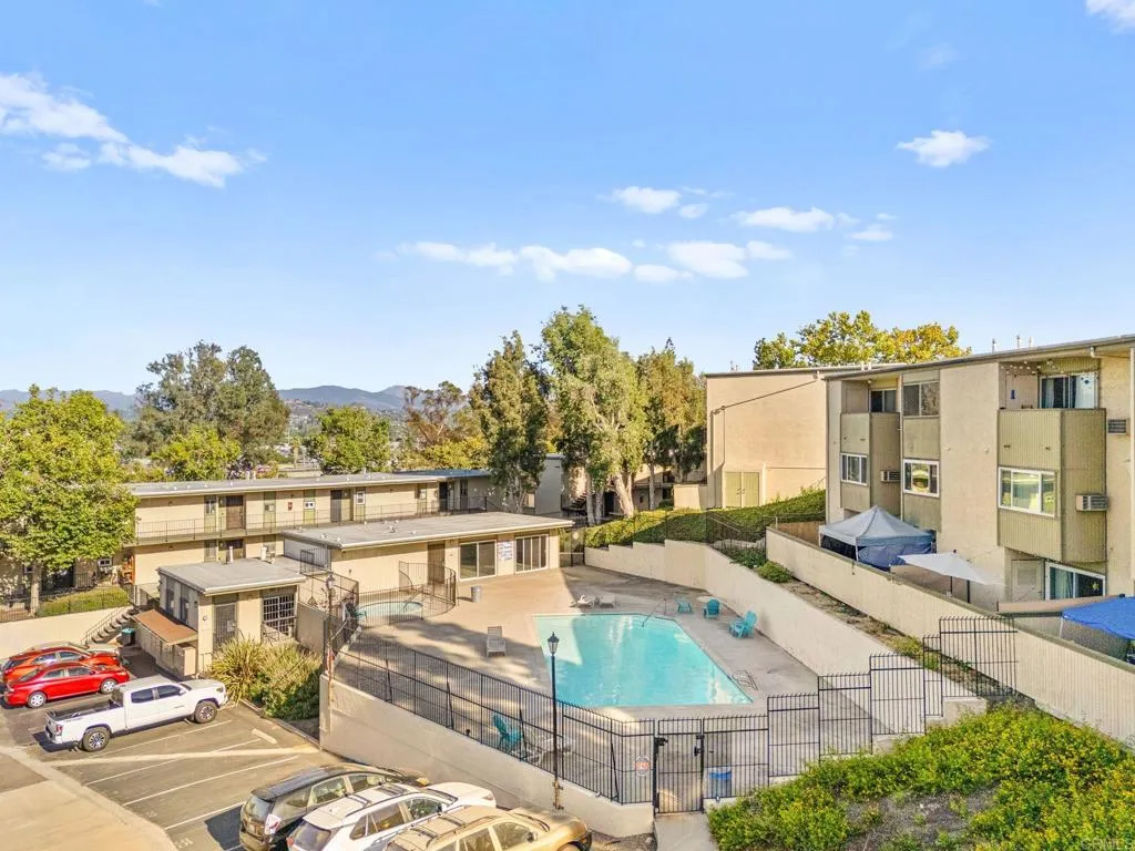 https://cdn.realtyfeed.com/cdn/127/306523117/ea9a0b186016c748cf72361ab738e68f.webp